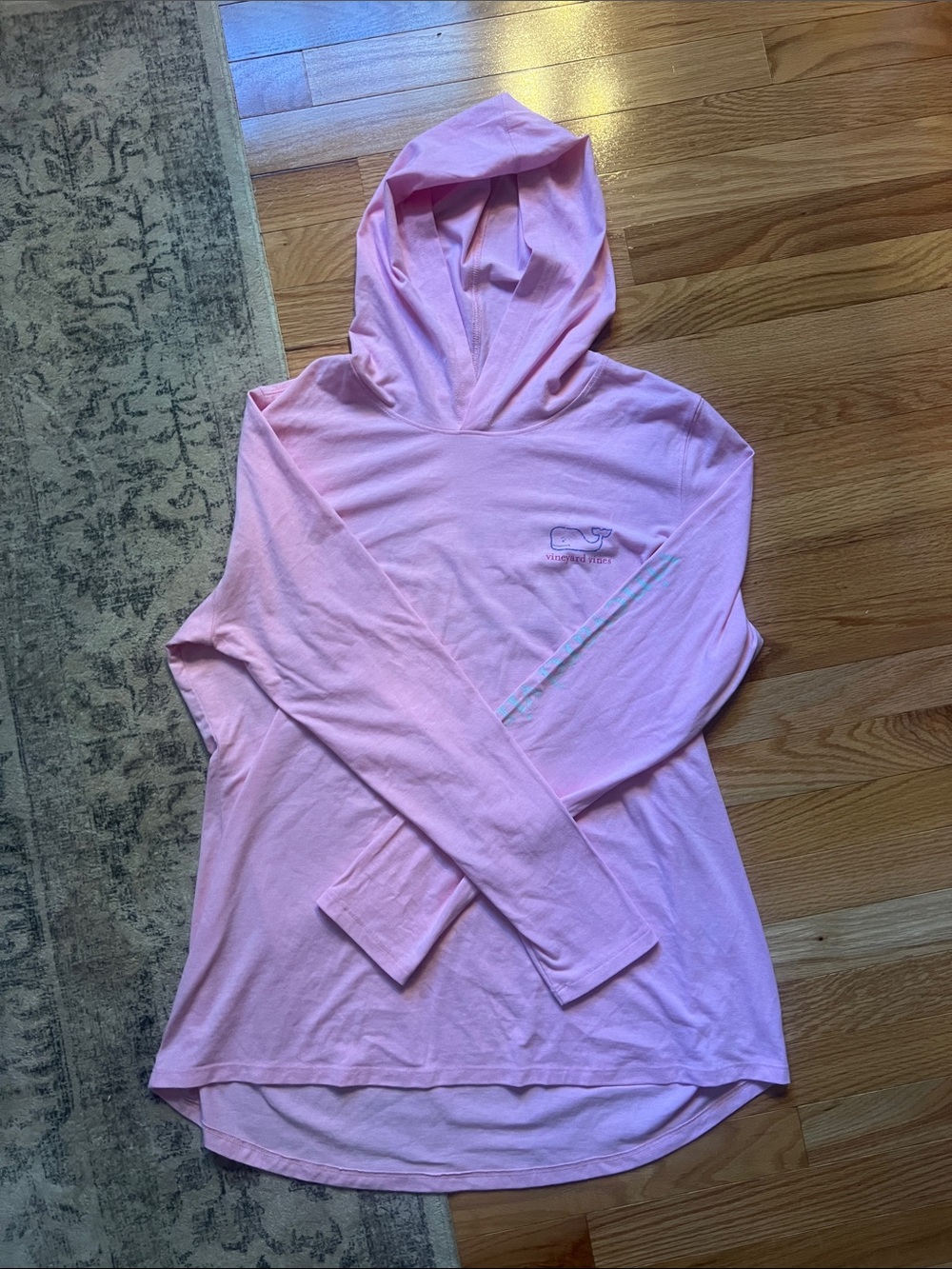 Vineyard Vines Baby Pink Hoodie with Whale Logo - Picture 2 of 8
